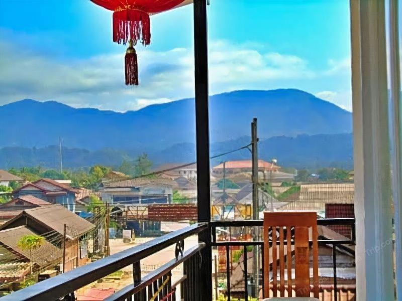 Downtown Vang Vieng Hotel Екстер'єр фото